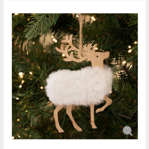 New 4pc White Faux Fur Reindeer Ornaments - Picture 3 of 4
